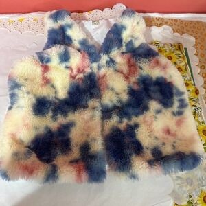 True craft faux fur vest